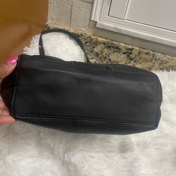 Coach Leather Tote Bag- NWT with Dust Bag - Picture 11 of 17